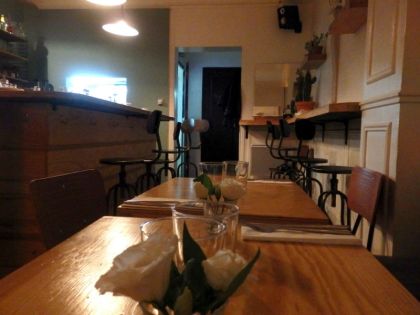 balls_paris_interior