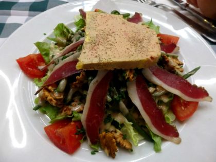 bistro des halles_paris_périgourdine salad